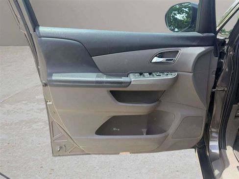 Used 2015 Honda Odyssey EX-L image 20