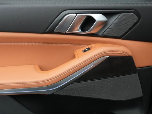 Certified 2024 BMW X5 sDrive40i w/ Premium Package image 35