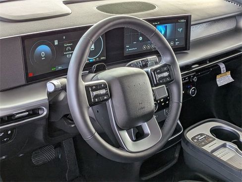 Used 2026 Hyundai Ioniq 9 S image 14