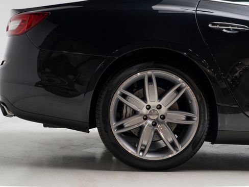 Used 2014 Maserati Quattroporte GTS RWD image 62