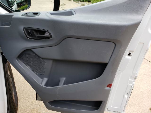 Used 2018 Ford Transit 150 XL RWD image 17