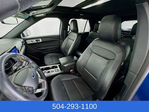 Used 2020 Ford Explorer Limited image 22