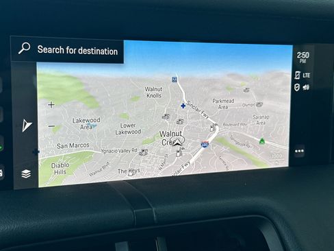 Certified 2021 Porsche Taycan image 18