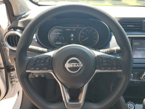 Certified 2025 Nissan Versa SV w/ Trunk Package FWD image 16