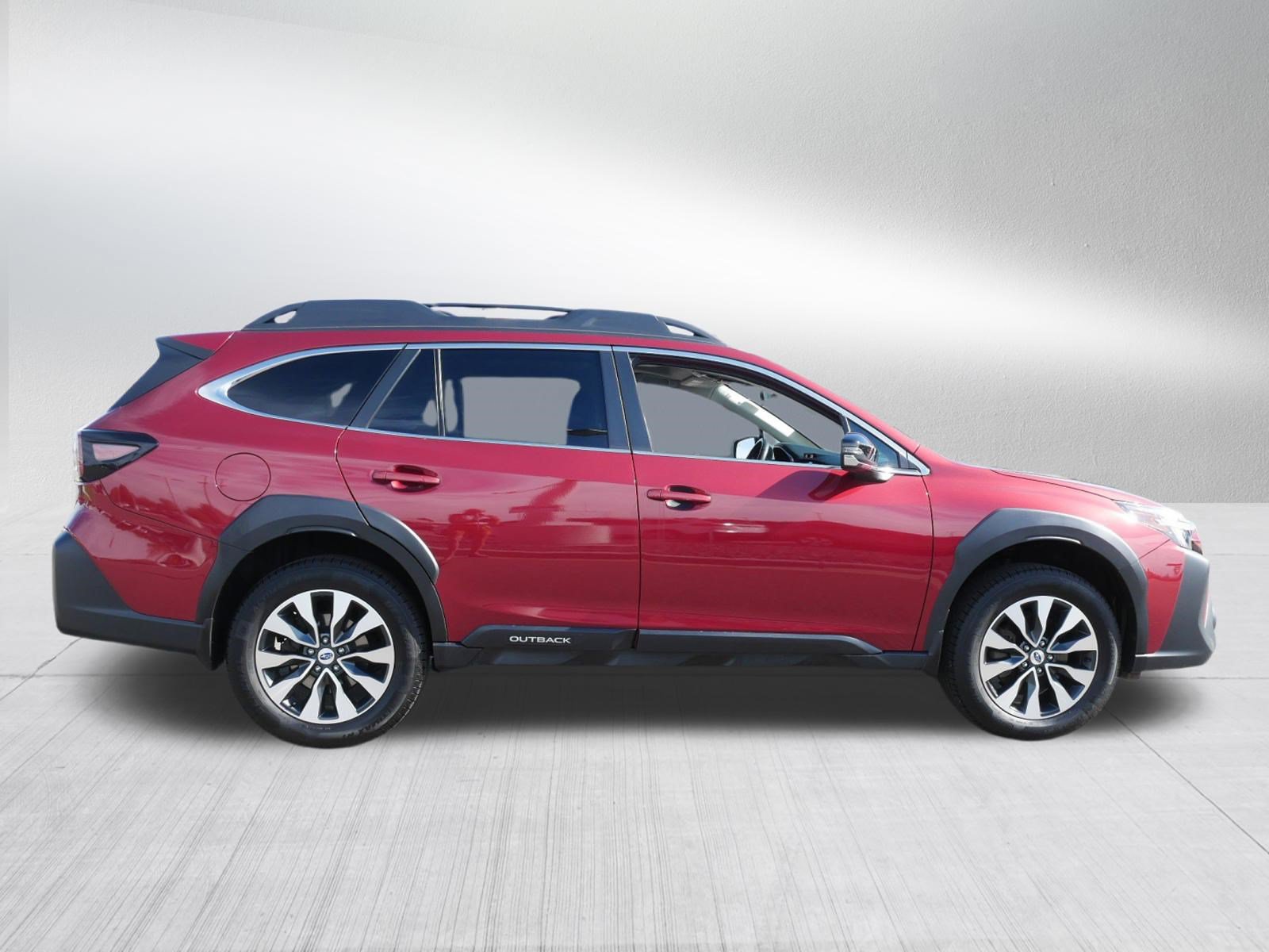 Used 2023 Subaru Outback Limited AWD/4WD image 8