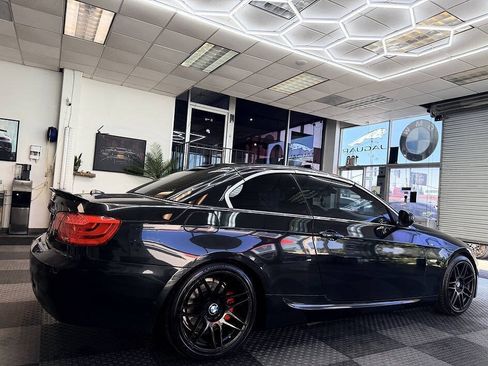 Used 2012 BMW 328i Convertible RWD image 14