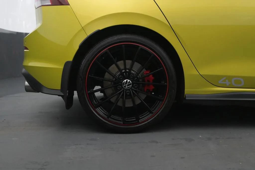 Used 2023 Volkswagen GTI 40th Anniversary Edition FWD image 21