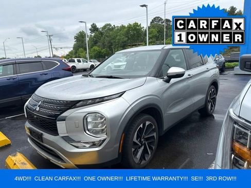 Used 2023 Mitsubishi Outlander SE AWD/4WD image 1