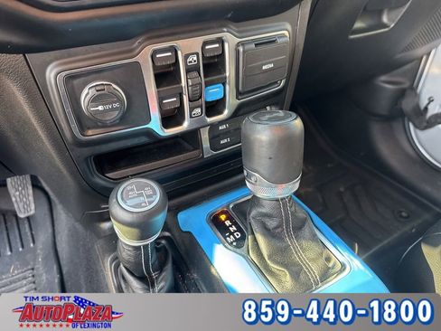 Used 2023 Jeep Wrangler Unlimited Sahara w/ Cold Weather Group image 13