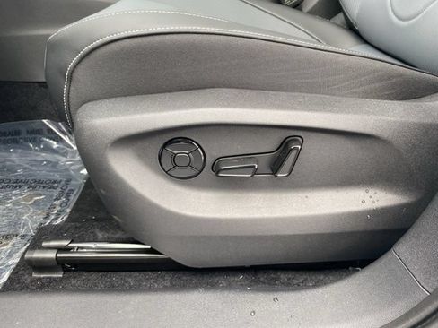 New 2026 Volkswagen Tiguan SE AWD/4WD image 29