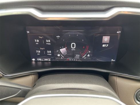 New 2026 GMC Canyon Denali image 11