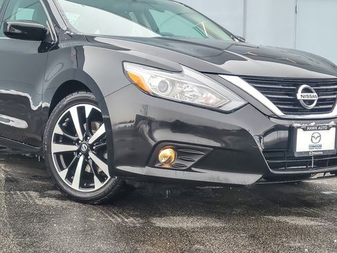 Used 2018 Nissan Altima 2.5 SR image 2