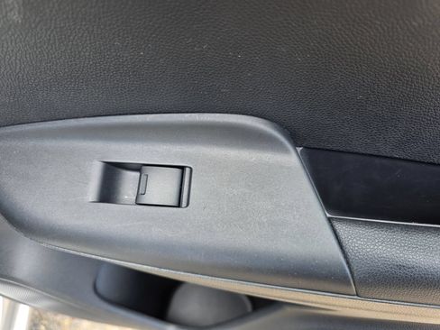 Used 2015 Honda Fit EX image 21