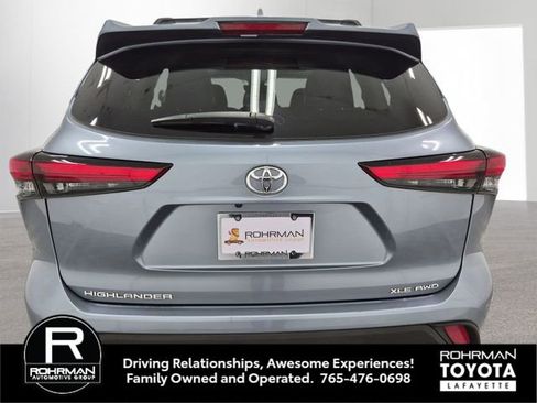 Used 2022 Toyota Highlander XLE image 5