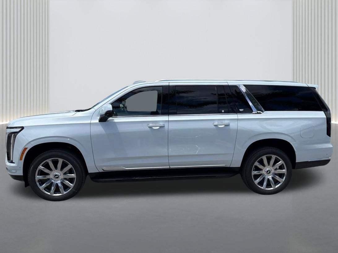 New 2026 Cadillac Escalade ESV 4WD image 8