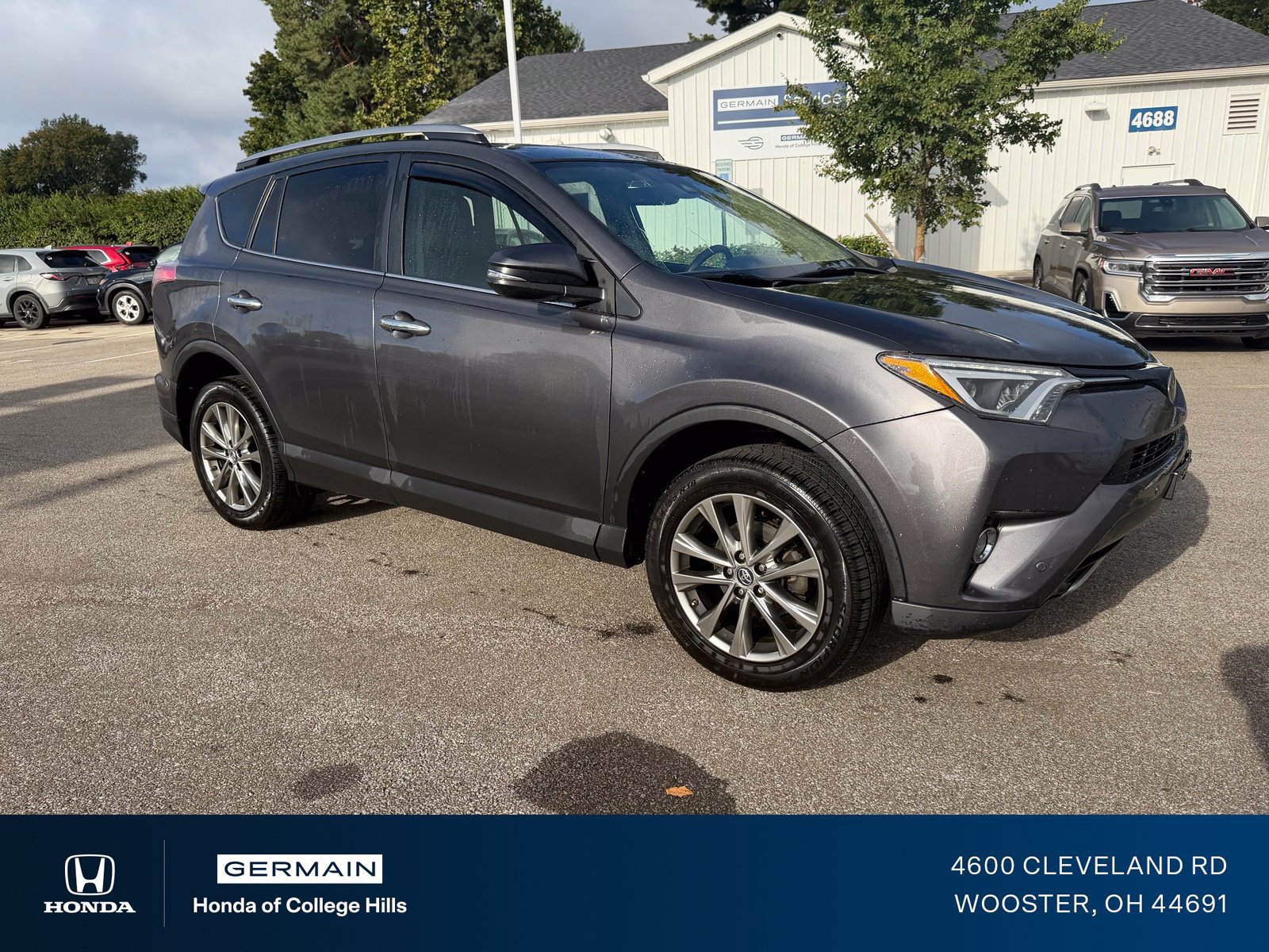 Used 2017 Toyota RAV4 Limited w/ All Weather Liner Package AWD/4WD image 3