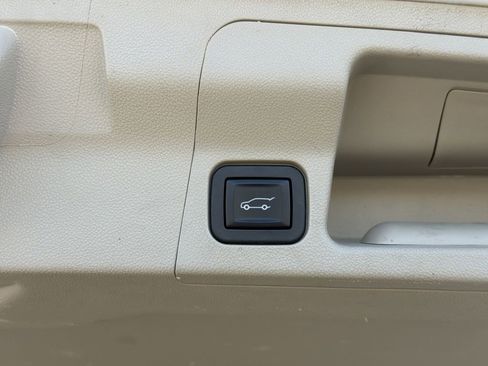 Used 2019 GMC Acadia Denali w/ Technology Package image 17