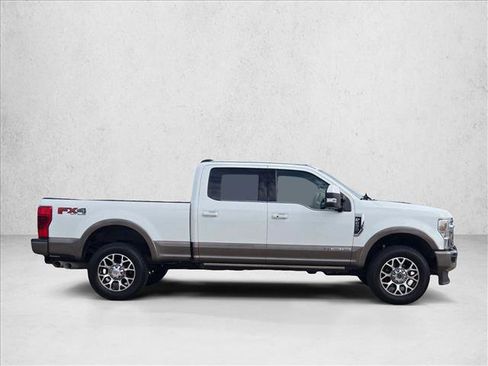 Used 2022 Ford F250 King Ranch w/ FX4 Off-Road Package image 4