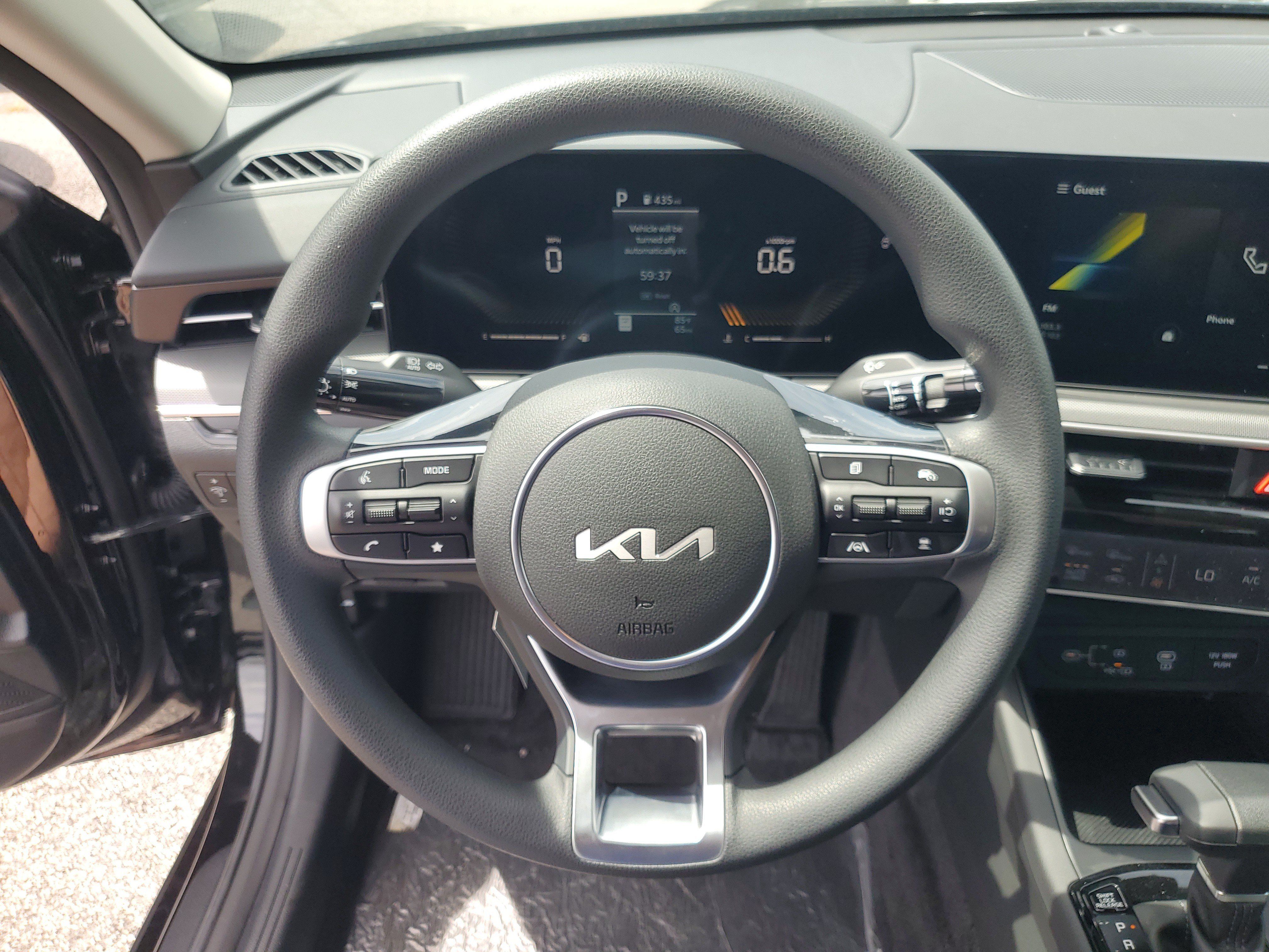 New 2026 Kia K5 LXS FWD image 25