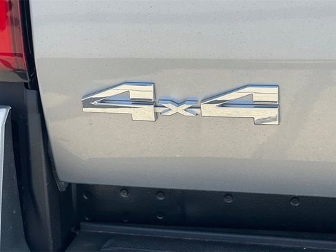 Used 2025 Toyota Tacoma SR5 image 29