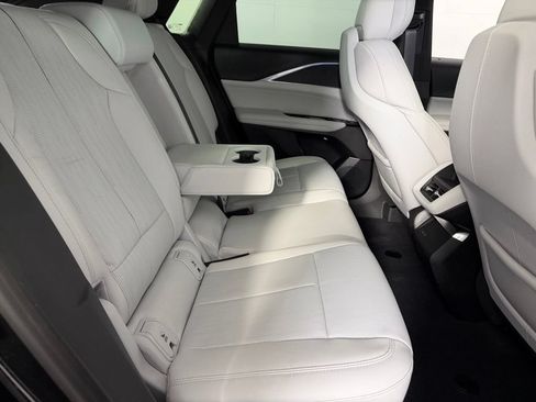 Used 2024 Cadillac Lyriq Sport RWD image 30