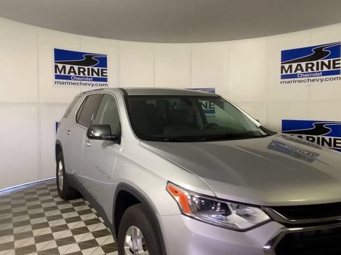 Used 2020 Chevrolet Traverse LS w/ LPO, Floor Liner Package FWD image 4