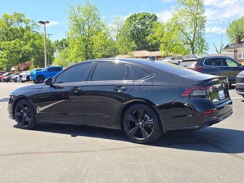 Used 2023 Honda Accord Sport image 5