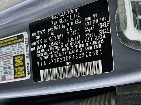 Used 2025 Kia Sportage LX FWD image 12