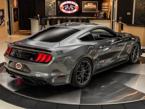 Used 2021 Ford Mustang GT Premium w/ GT Performance Package RWD image 11