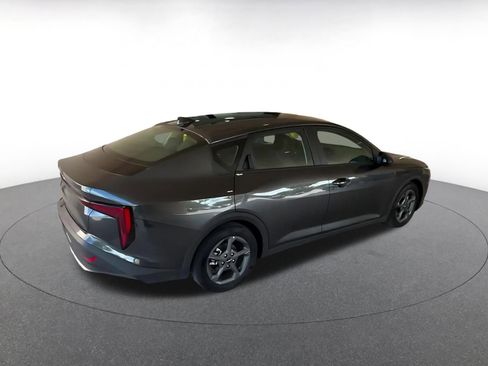Used 2025 Kia K4 LXS image 15