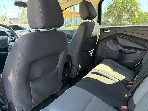 Used 2016 Ford Escape SE image 13