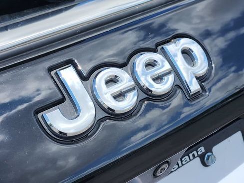 Used 2022 Jeep Compass Latitude w/ Convenience Group FWD image 6