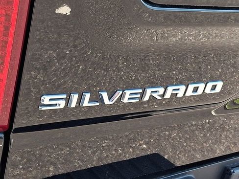 Certified 2024 Chevrolet Silverado 1500 LT w/ Z71 Off-Road Package image 28