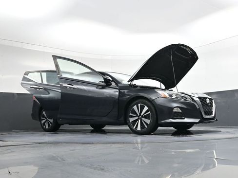 Used 2022 Nissan Altima 2.5 SV image 45