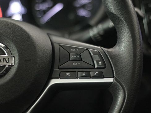 Used 2021 Nissan Kicks SV FWD image 13
