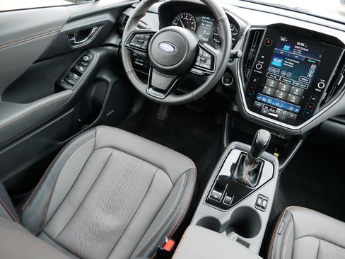 Certified 2025 Subaru Crosstrek 2.5i Limited w/ Popular Package #3A AWD/4WD image 9