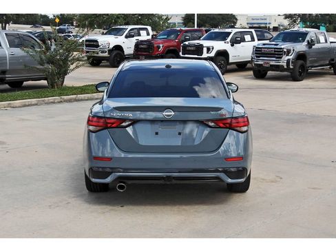 Used 2024 Nissan Sentra SR w/ SR Premium Package FWD image 6