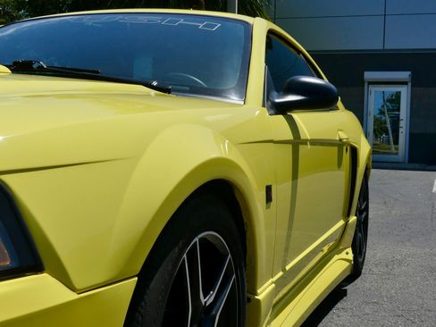Used 2001 Ford Mustang GT RWD image 34