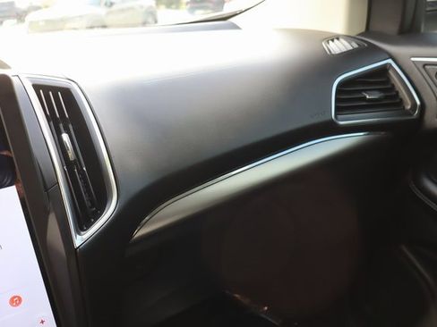 Used 2022 Ford Edge Titanium w/ Equipment Group 301A image 33