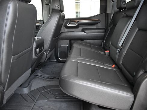 Used 2022 Chevrolet Silverado 1500 RST w/ Convenience Package II AWD/4WD image 15