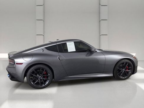 Used 2024 Nissan Z Performance w/ Floor Mat Package RWD image 5