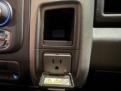 Used 2023 RAM 1500 Express w/ Wheel & Sound Group image 23