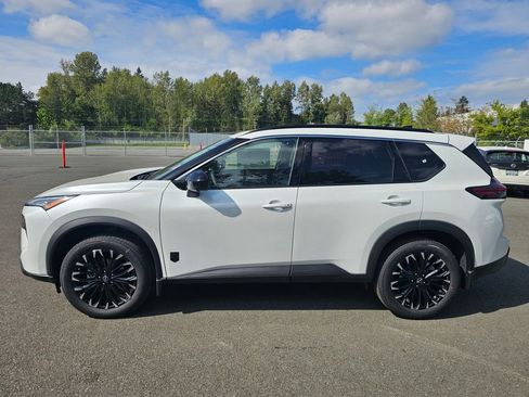 New 2026 Nissan Rogue Dark Armor AWD/4WD image 8