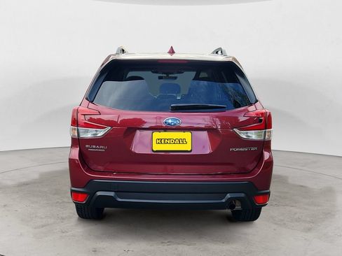 Used 2023 Subaru Forester Premium AWD/4WD image 4
