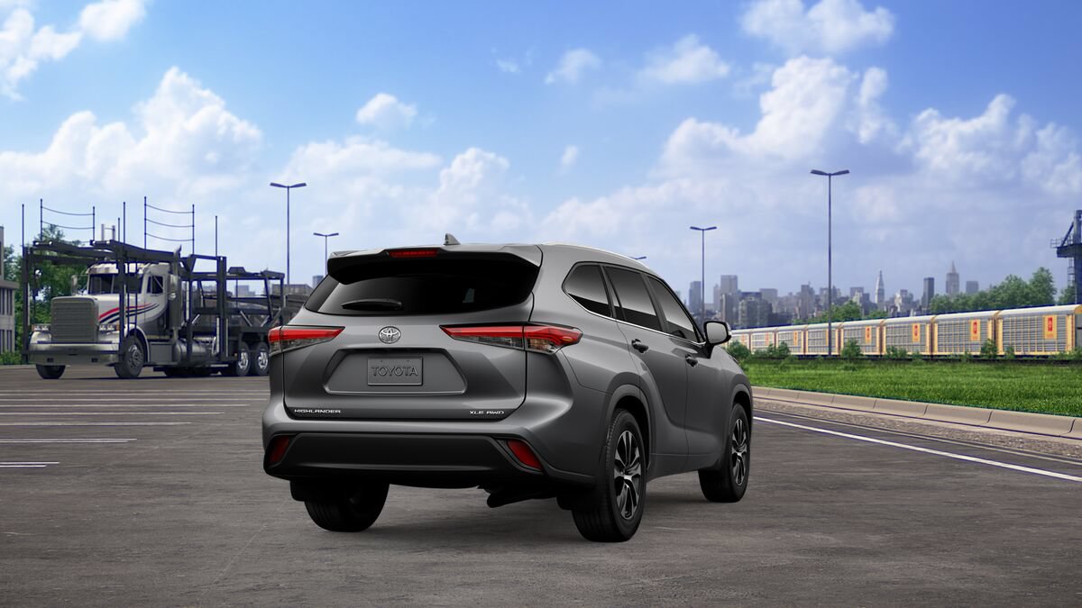 New 2026 Toyota Highlander XLE AWD/4WD image 9