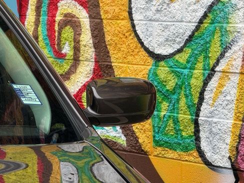 Used 2017 Chrysler 300 Limited image 10