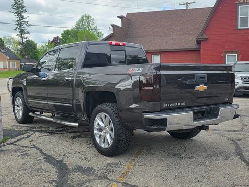 Used 2015 Chevrolet Silverado 1500 LTZ Z71 w/ LTZ Plus Package AWD/4WD image 4