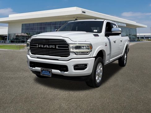 Used 2020 RAM 2500 Laramie AWD/4WD image 3