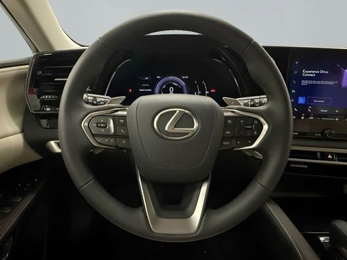 Used 2024 Lexus RX 350h w/ Cold Area Package AWD/4WD image 18