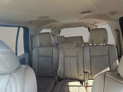 Used 2014 Ford Expedition EL XLT w/ Equipment Group 202A AWD/4WD image 23